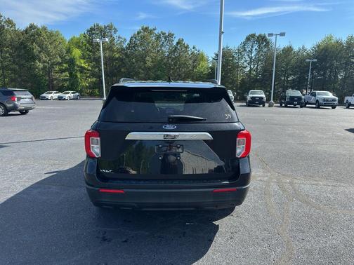 Agate Black Metallic 2023 Ford Explorer XLT