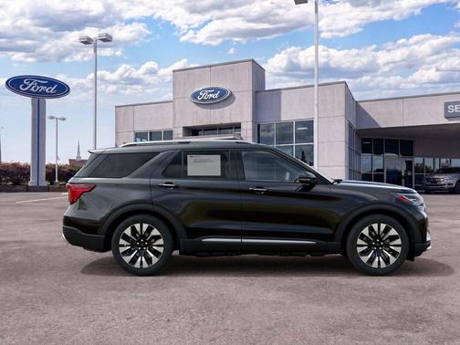 Agate Black Metallic 2027 Ford Explorer Platinum