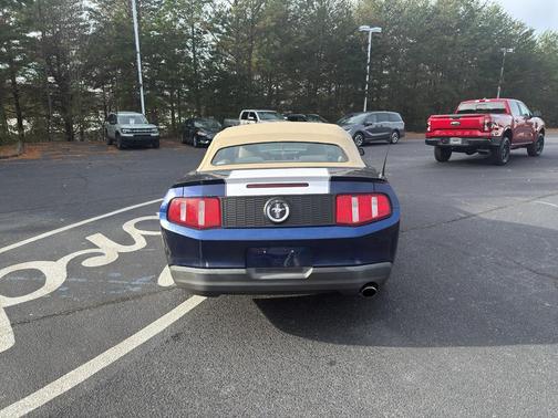 2010 Ford Mustang Base