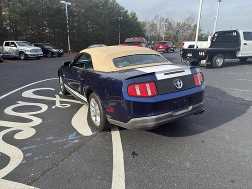 2010 Ford Mustang Base