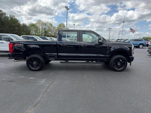 Agate Black Metallic 2026 Ford F-250 XL