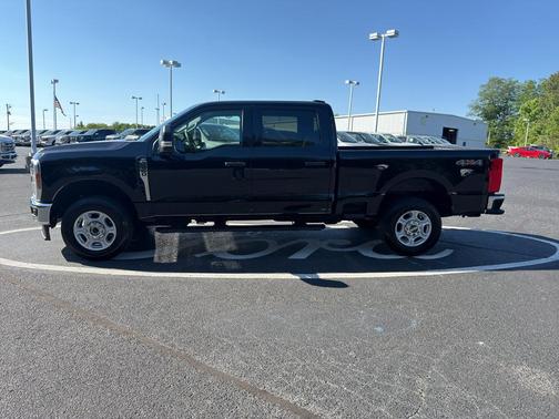 AGATE BLACK 2026 Ford F-250 XLT