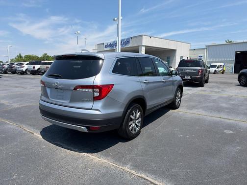 Lunar Silver Metallic 2019 Honda Pilot EX-L