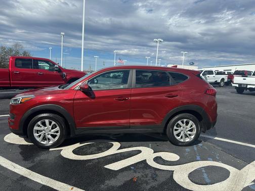 2020 Hyundai TUCSON SE