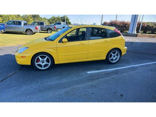 2004 Ford Focus ZX5