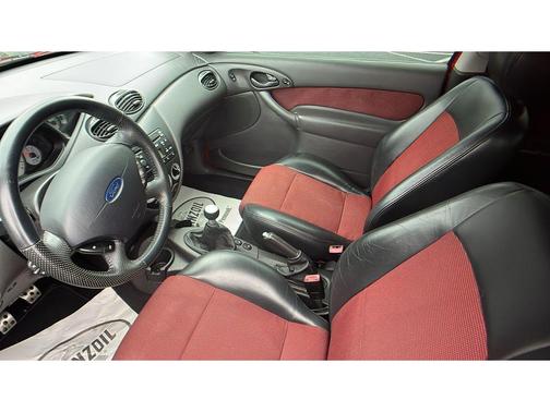 2004 Ford Focus ZX5