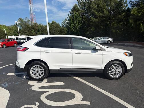 Oxford White 2024 Ford Edge SEL