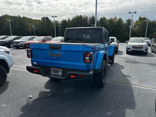 2021 Jeep Gladiator Mojave 4X4