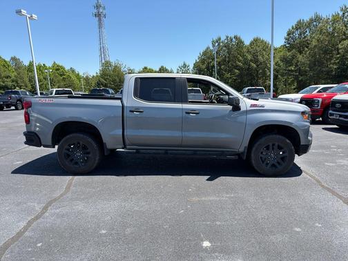 Sterling Gray Metallic 2024 Chevrolet Silverado 1500 Custom Trail Boss