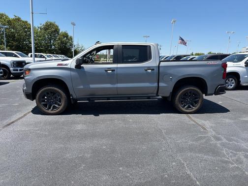 Sterling Gray Metallic 2024 Chevrolet Silverado 1500 Custom Trail Boss