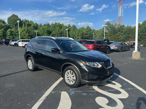 Magnetic Black 2017 Nissan Rogue SV