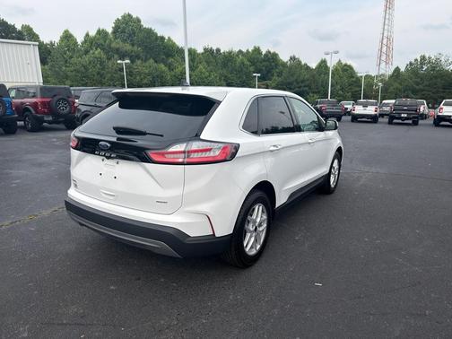 Oxford White 2024 Ford Edge SEL