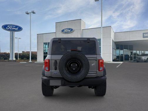 Carbonized Gray Metallic 2026 Ford Bronco Big Bend