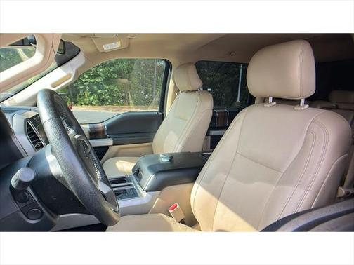 Tuxedo Black Metallic 2015 Ford F-150 Lariat
