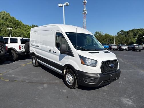 Oxford White 2024 Ford Transit-250 Base