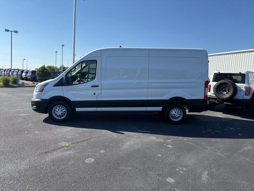 Oxford White 2024 Ford Transit-250 Base