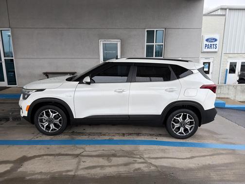 2021 Kia Seltos EX