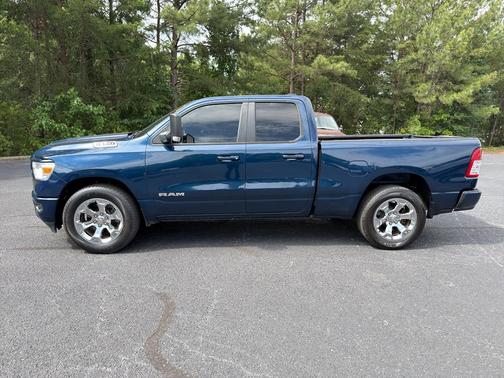 Patriot Blue Pearlcoat 2019 RAM 1500 Big Horn