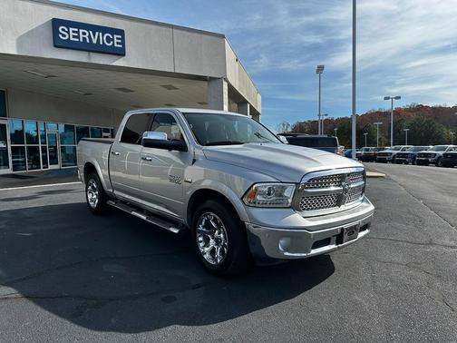 2016 RAM 1500 Laramie