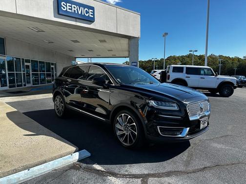 2019 Lincoln Nautilus Reserve