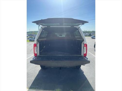 Oxford White 2017 Ford F-250 XLT