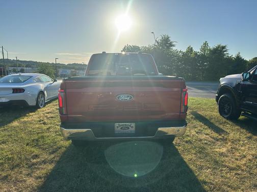 Rapid Red Metallic Tinted Clearcoat 2025 Ford F-150 Lariat