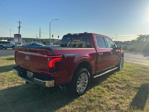 Rapid Red Metallic Tinted Clearcoat 2025 Ford F-150 Lariat