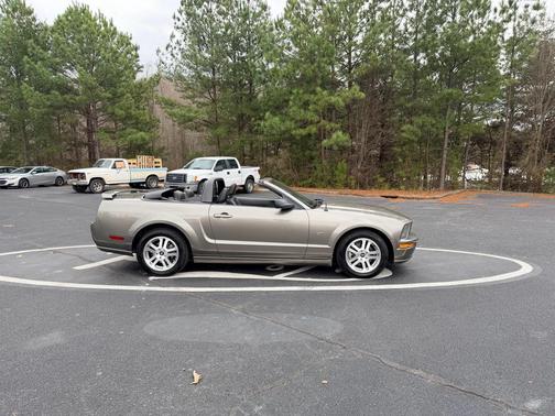2005 Ford Mustang GT