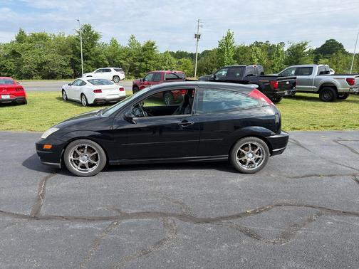 Pitch Black Clearcoat 2003 Ford Focus SVT