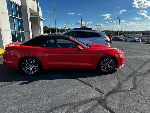 2016 Ford Mustang EcoBoost Premium
