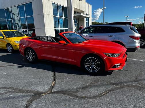 2016 Ford Mustang EcoBoost Premium