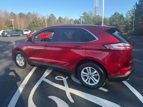 2020 Ford Edge SEL