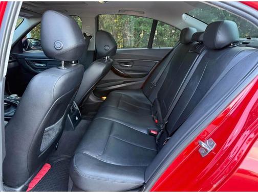 2015 BMW 328 328i