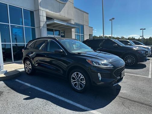 2021 Ford Escape SEL