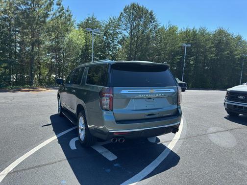Silver Sage Metallic 2023 Chevrolet Suburban Premier