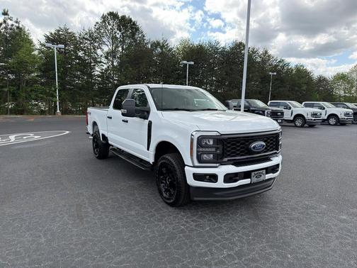 Oxford White 2026 Ford F-250 XL