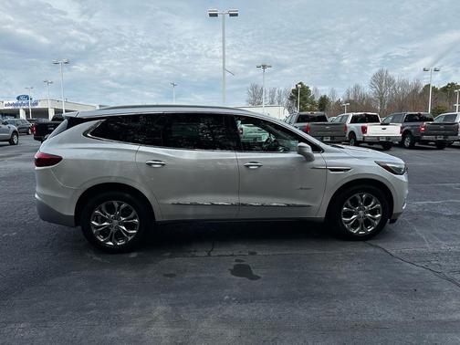 2018 Buick Enclave Avenir