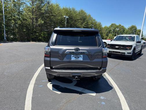 Magnetic Gray Metallic 2021 Toyota 4Runner SR5 Premium