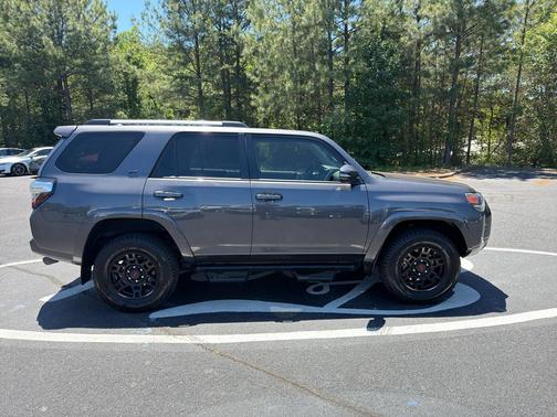 Magnetic Gray Metallic 2021 Toyota 4Runner SR5 Premium