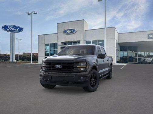 Agate Black Metallic 2026 Ford F-150 XLT