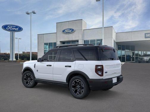 Oxford White 2026 Ford Bronco Sport Outer Banks