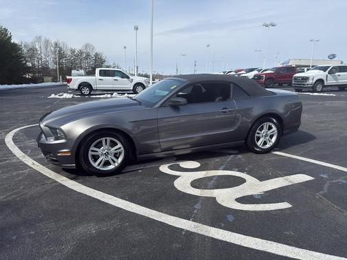 2014 Ford Mustang V6