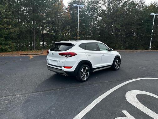 2017 Hyundai TUCSON Sport