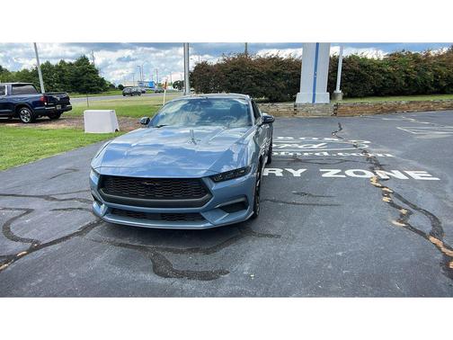 2025 Ford Mustang EcoBoost