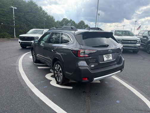Magnetite Gray Metallic 2023 Subaru Outback Limited XT