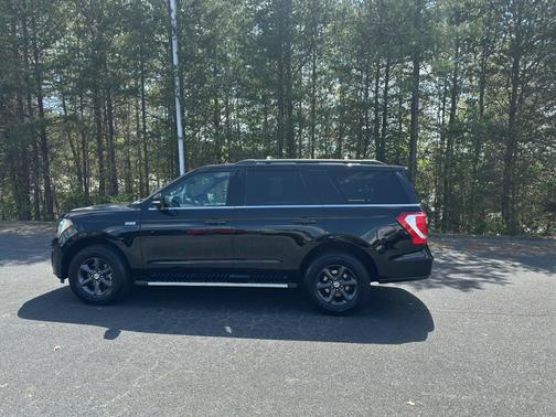 Agate Black Metallic 2019 Ford Expedition XLT