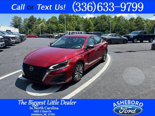 Scarlet Ember 2024 Nissan Altima 2.5 SV