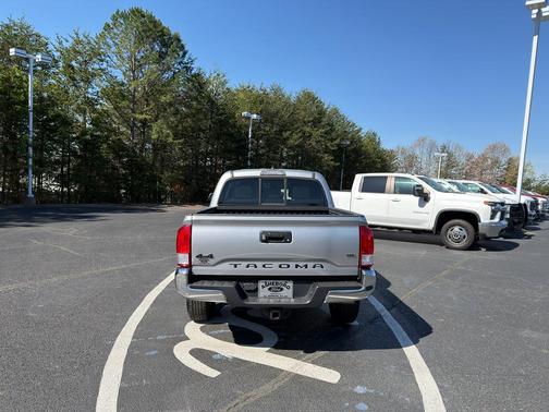 2017 Toyota Tacoma SR5