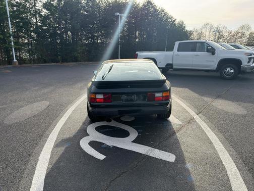 1988 Porsche 944 Base