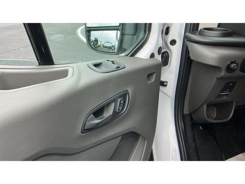 2025 Ford Transit-150 Base